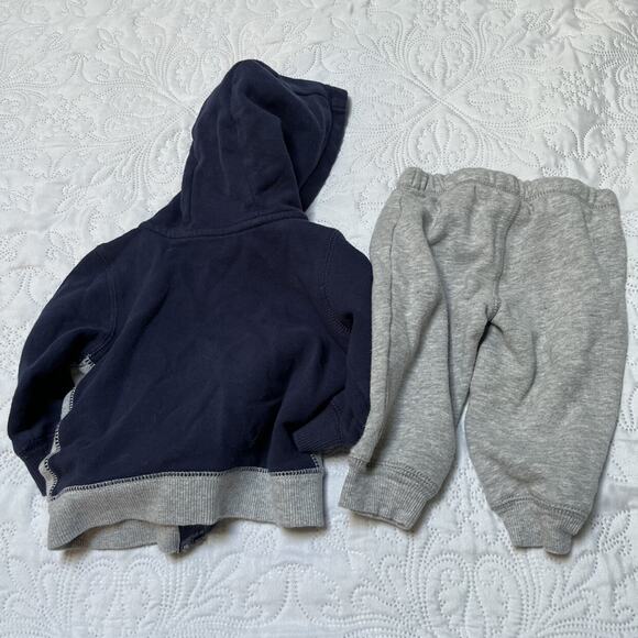 Carter's Two Piece Sweatsuit Outfit 9m - Picture 5 of 5